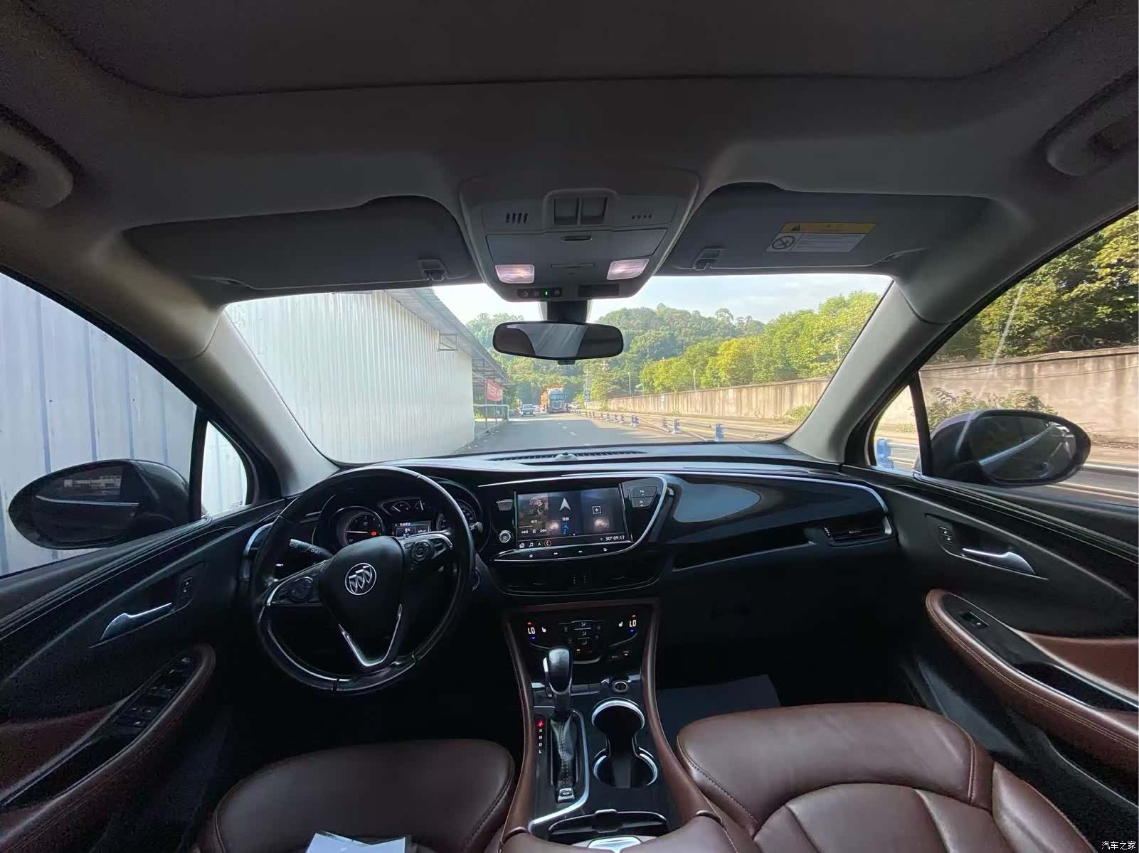 Buick Envision Plus, 2021 все фото