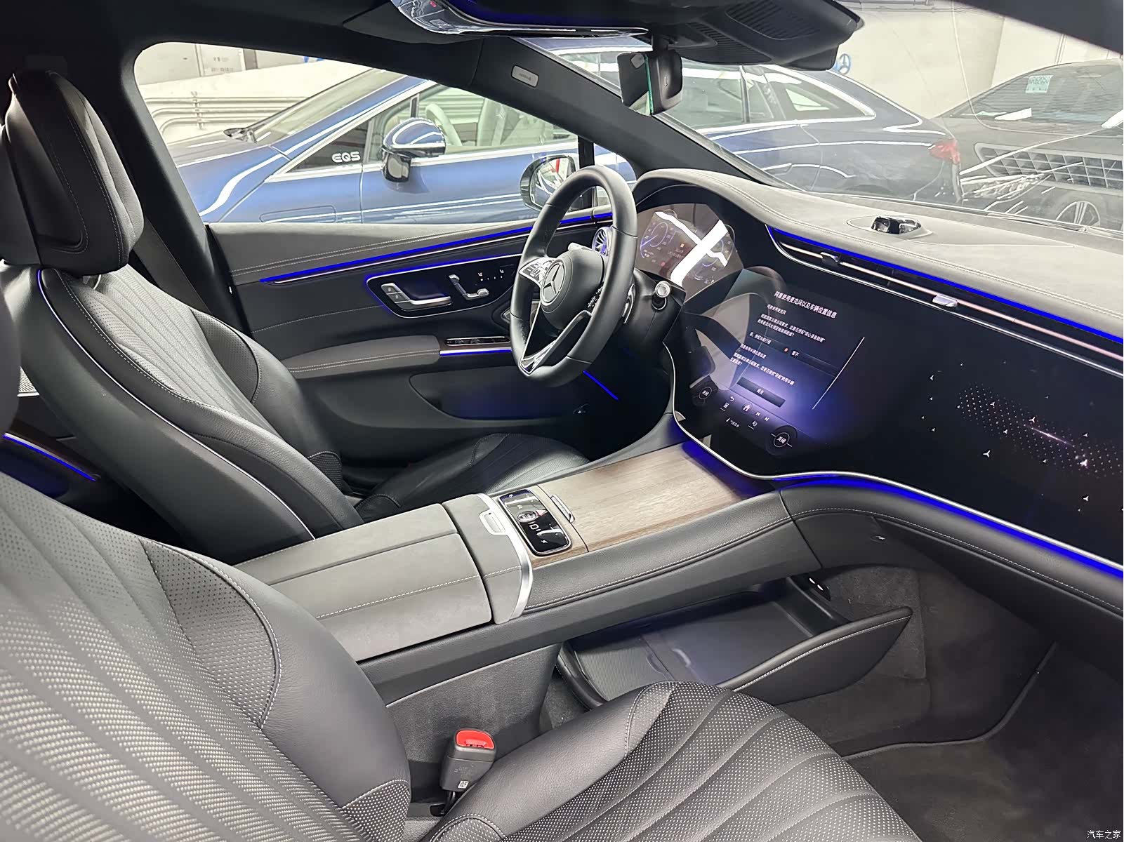 Mercedes-Benz EQS, 2025 15