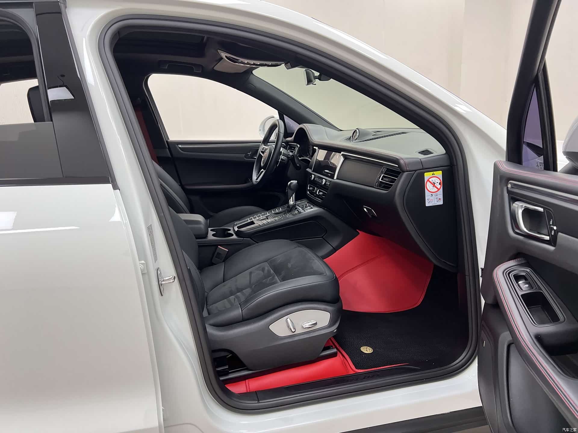 Porsche Macan, 2020 34