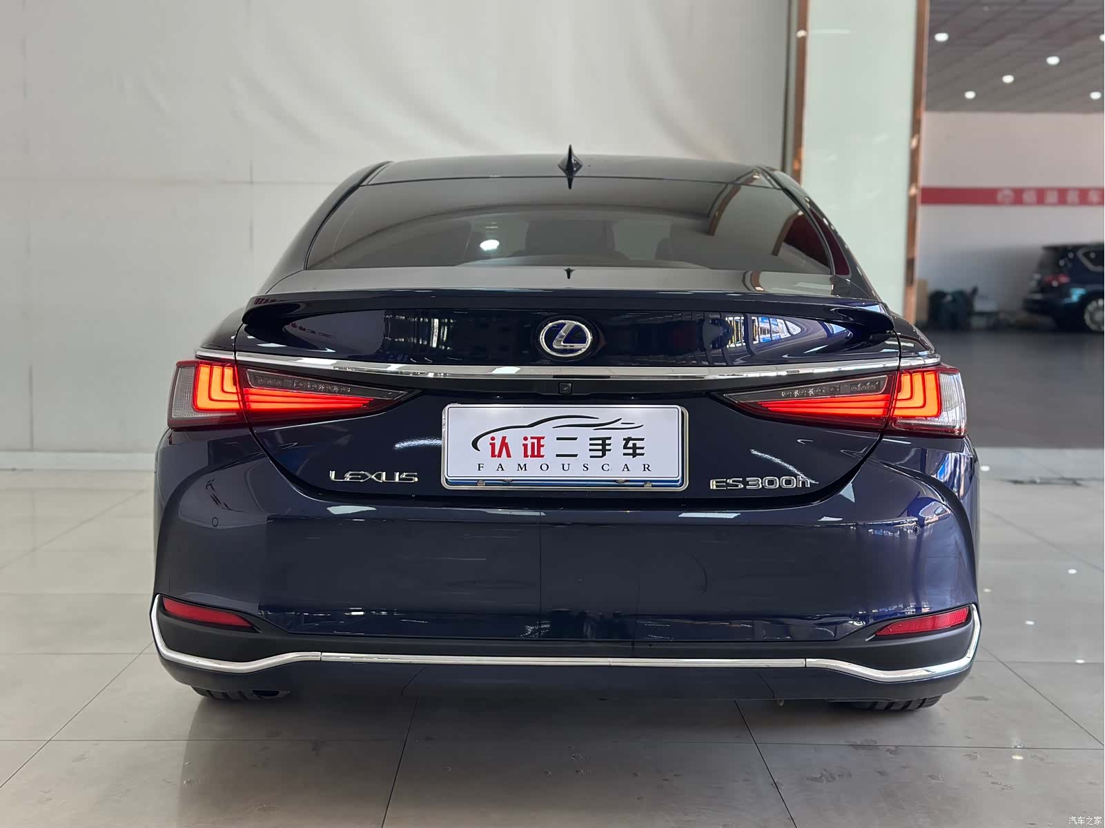 Lexus ES, 2021 15