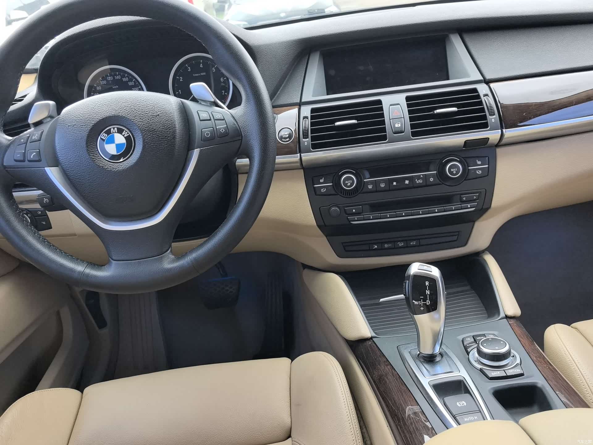 BMW X6, 2010 8