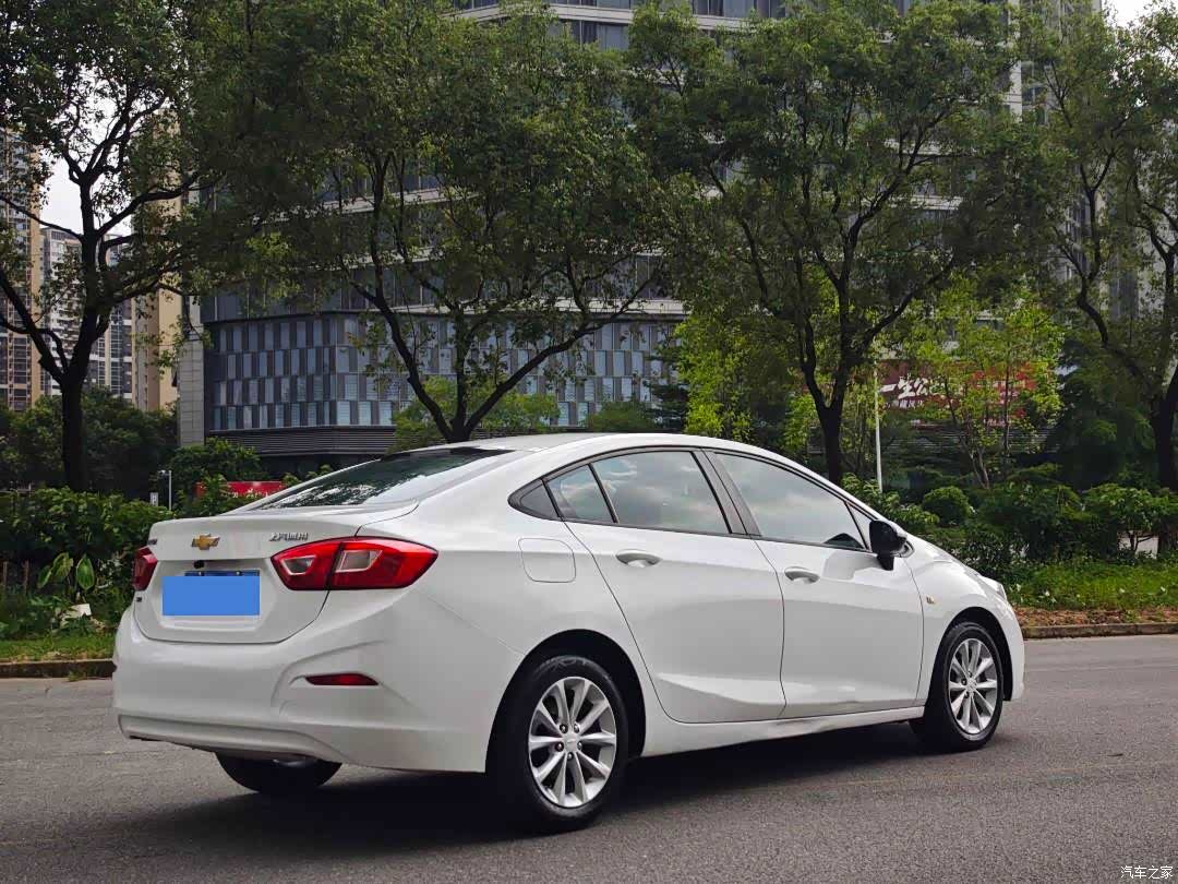 Chevrolet 320, 2017 4