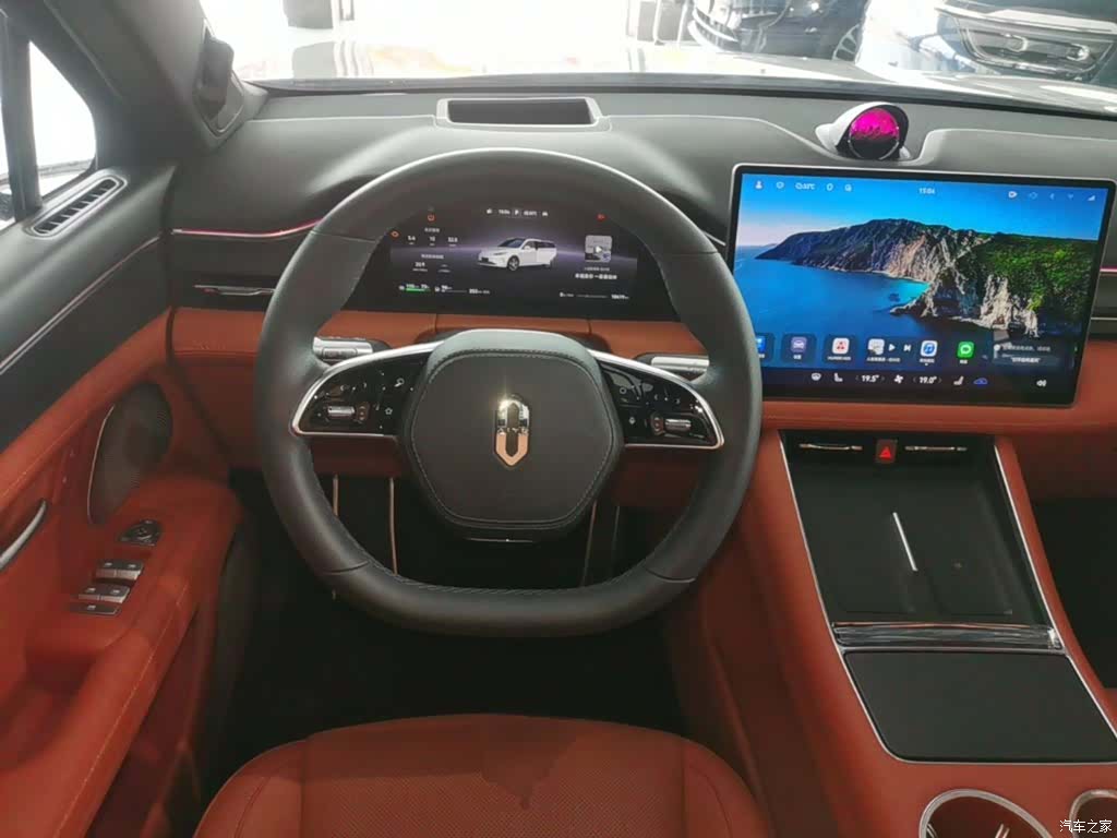 AITO M5, 2025 11