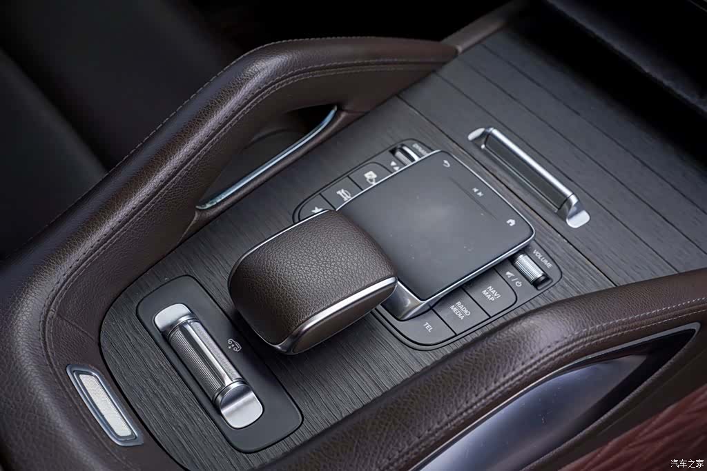 Mercedes-Benz GLE, 2021 11