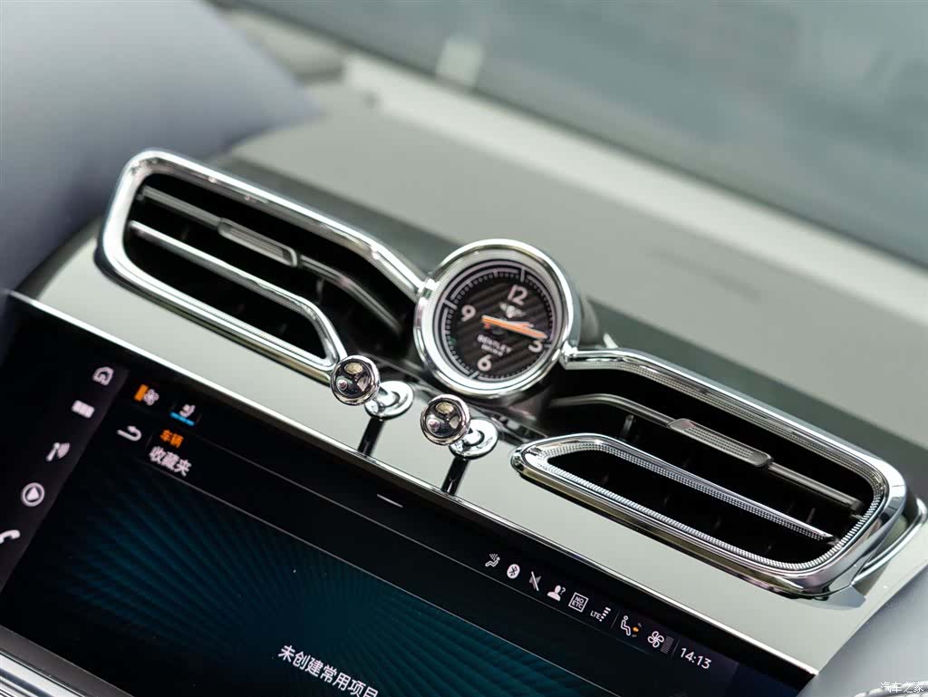 Bentley Bentayga, 2025 20