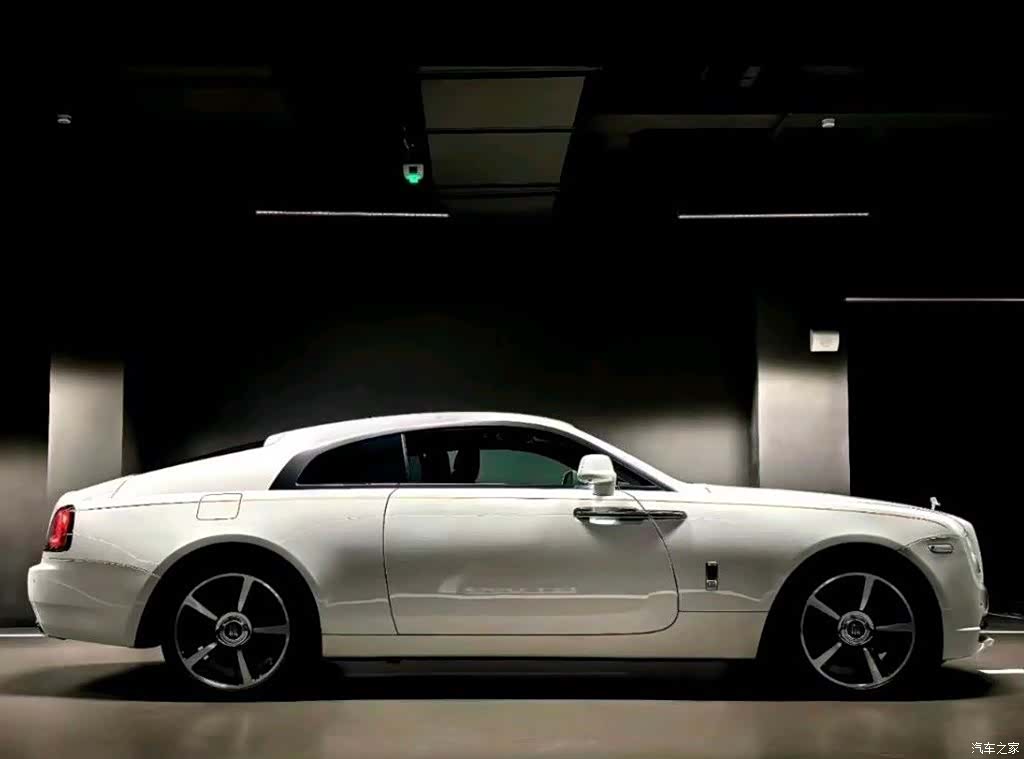 Rolls-Royce Wraith, 2015 2