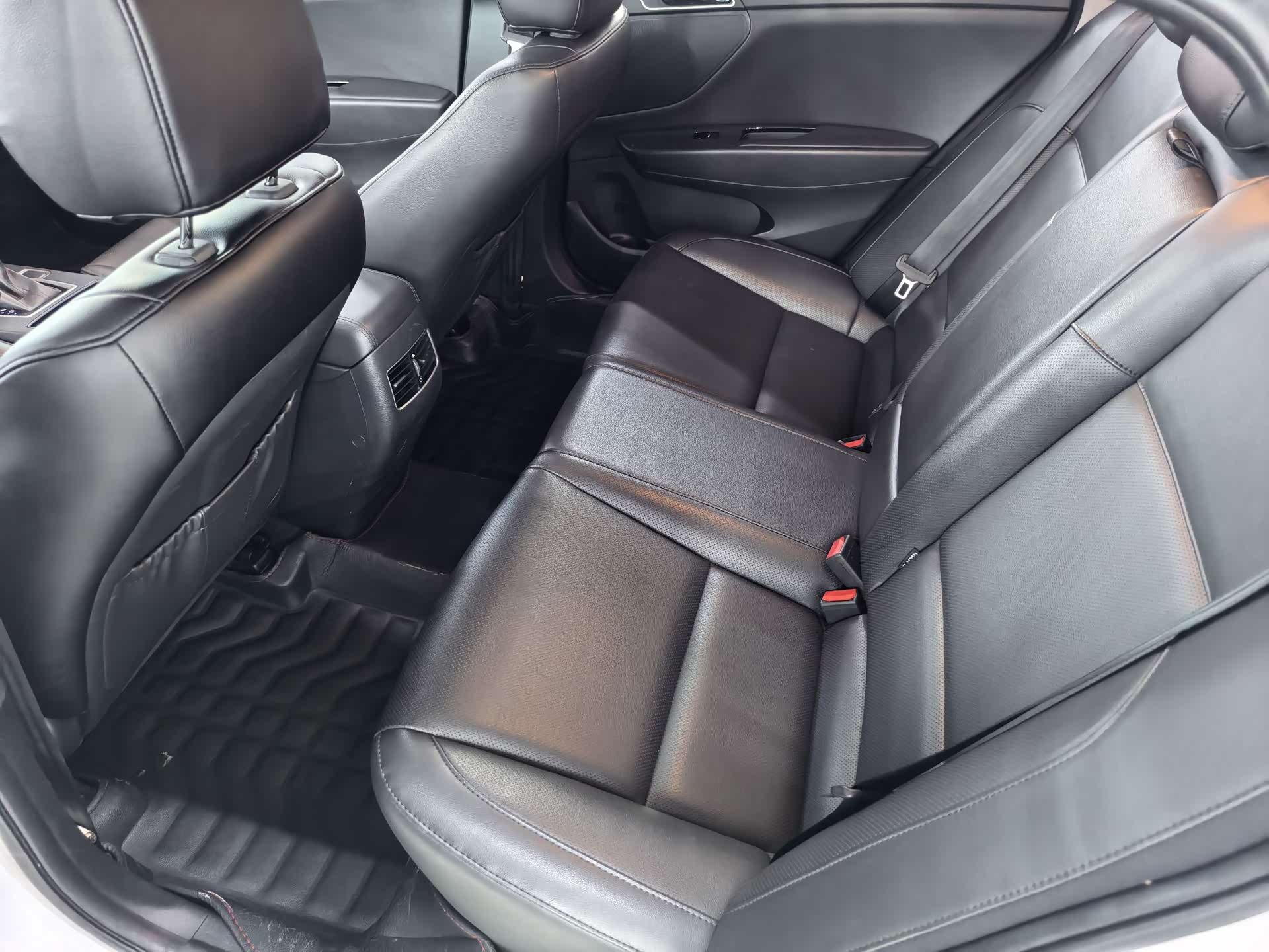 Hyundai GLS, 2016 7