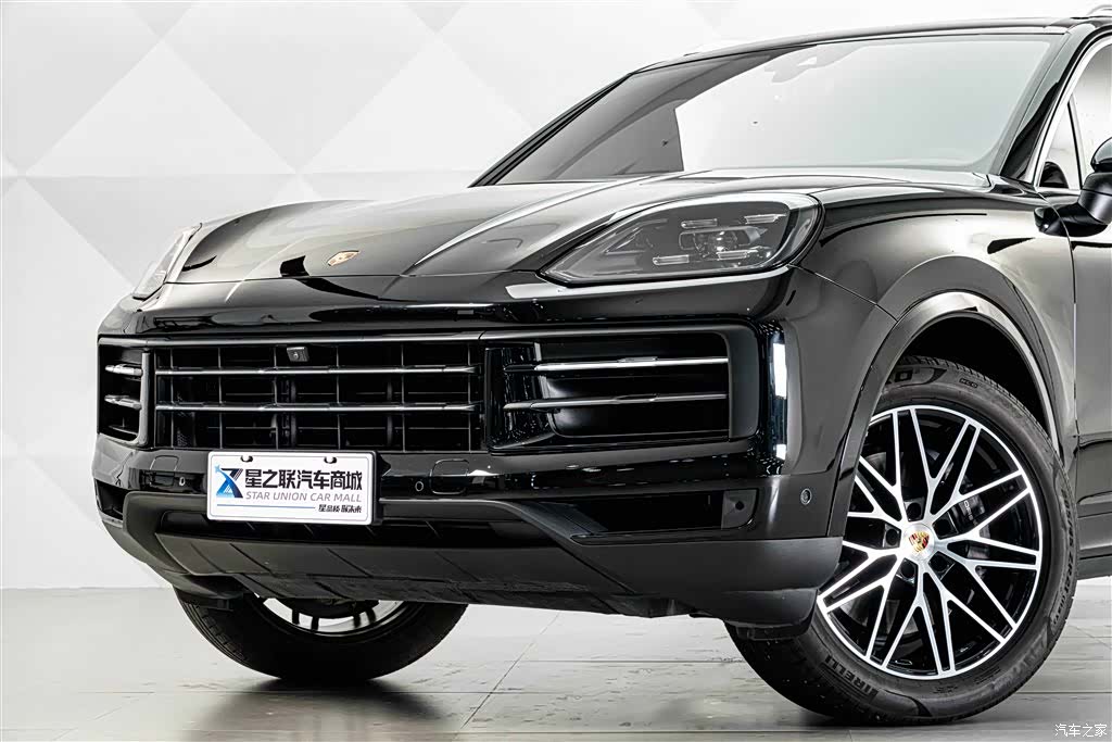Porsche Cayenne, 2025 2