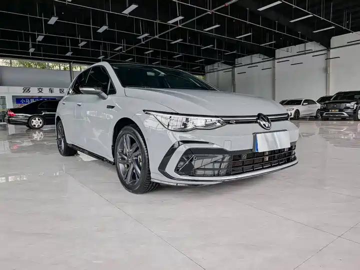 Volkswagen Golf 高尔夫 2023款 改款 280TSI DSG R-Line Lite: миниатюра 2