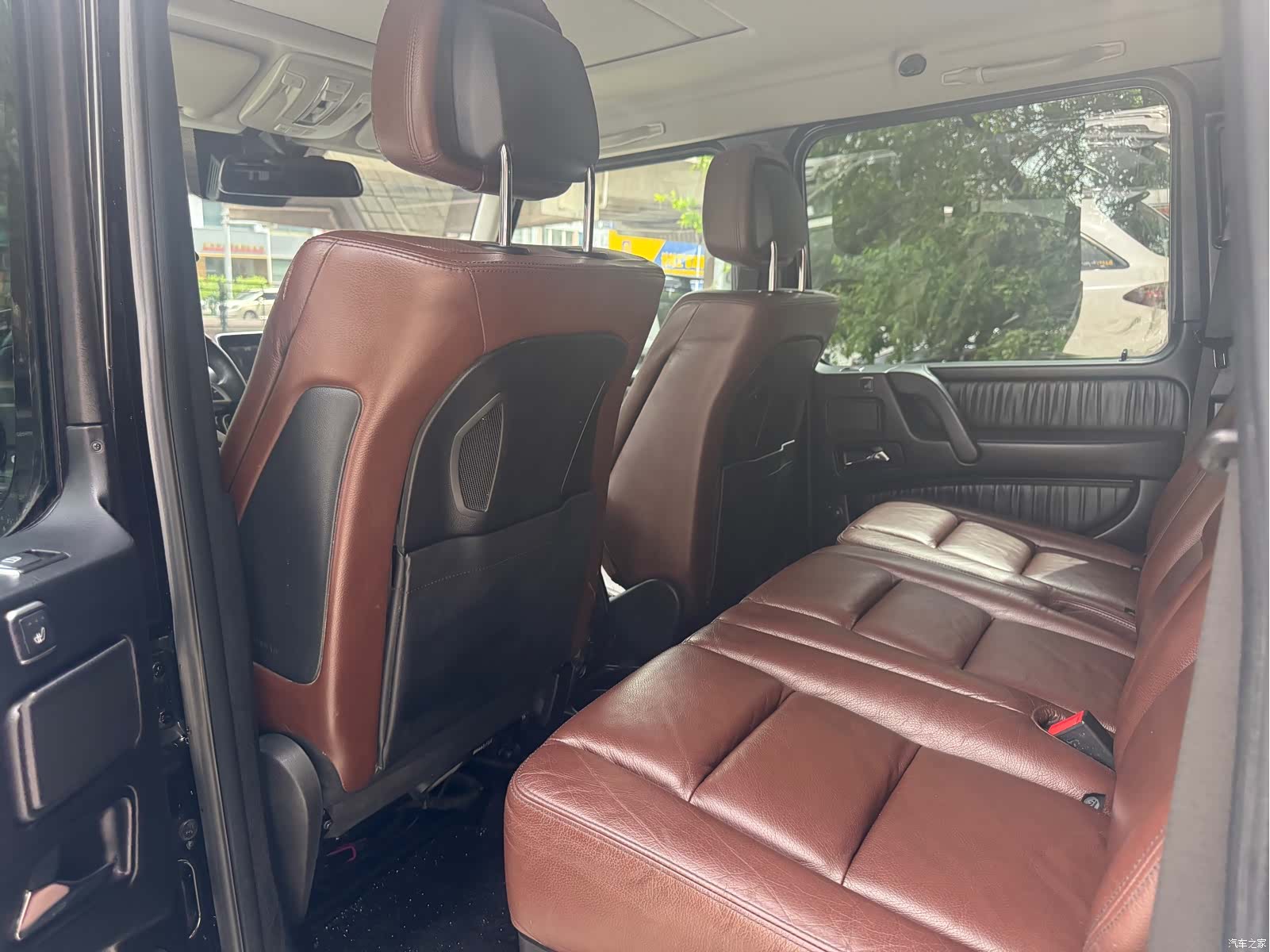 Mercedes-Benz G-Class, 2016 9
