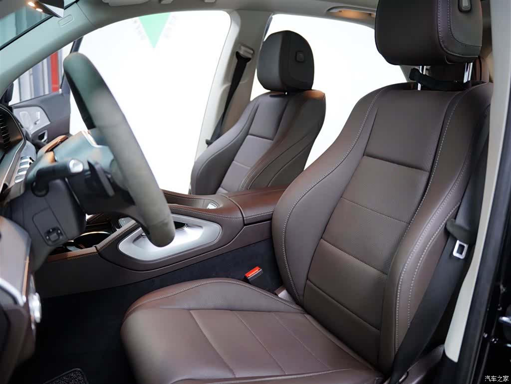 Mercedes-Benz GLE, 2022 26