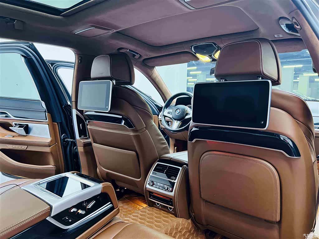 BMW 7 Series, 2019 19