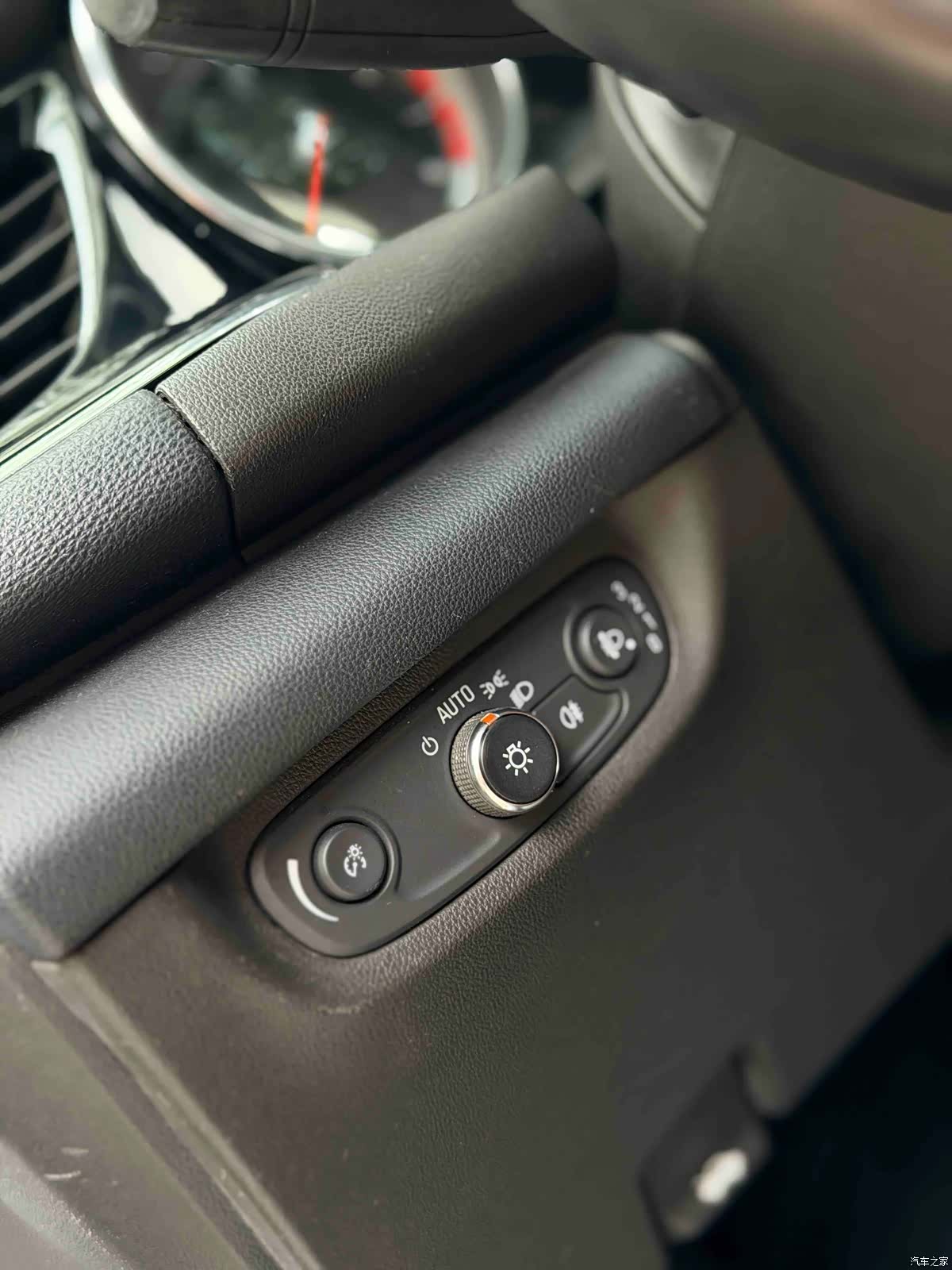Buick Regal, 2019 13