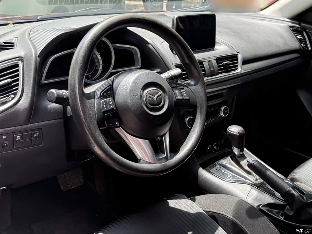 Mazda Mazda3, 2016 13