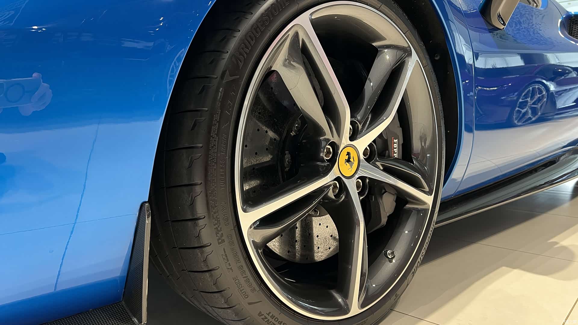 Ferrari 296, 2023 14