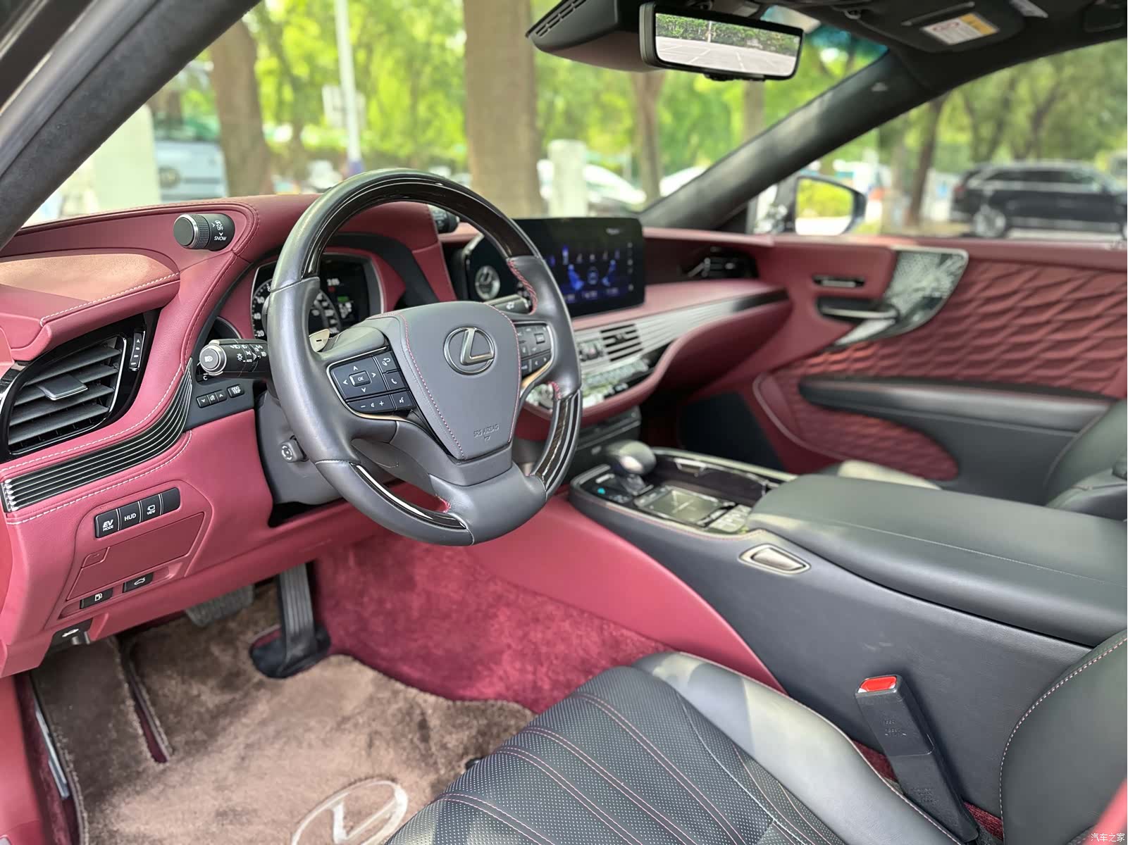 Lexus LS, 2021 18