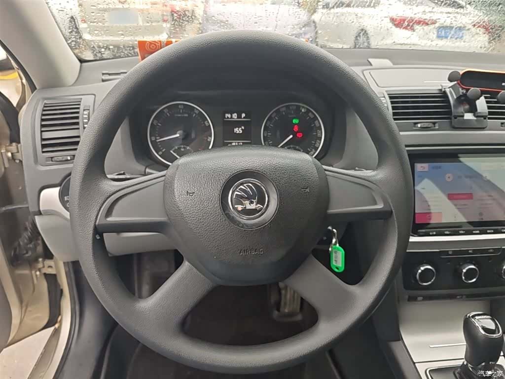 Skoda Octavia, 2014 11