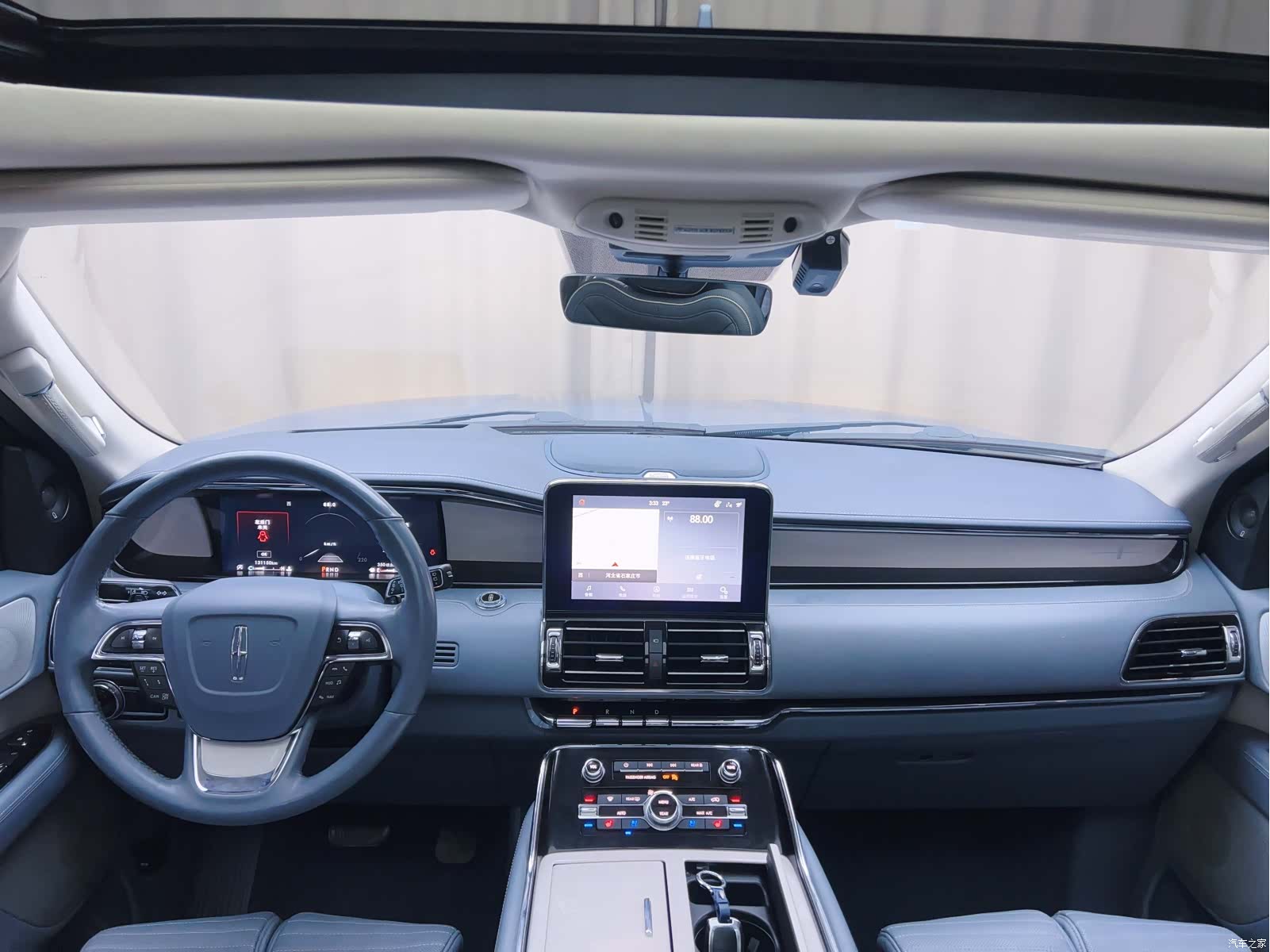 Lincoln Navigator, 2021 14