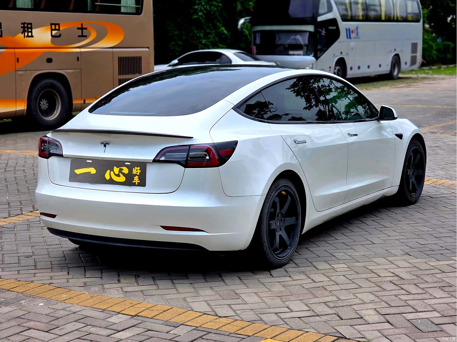 Tesla Model 3, 2019 10