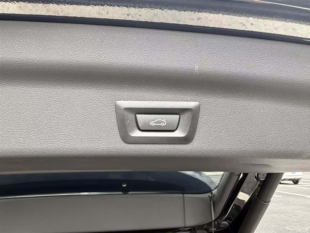 BMW X1, 2023 10