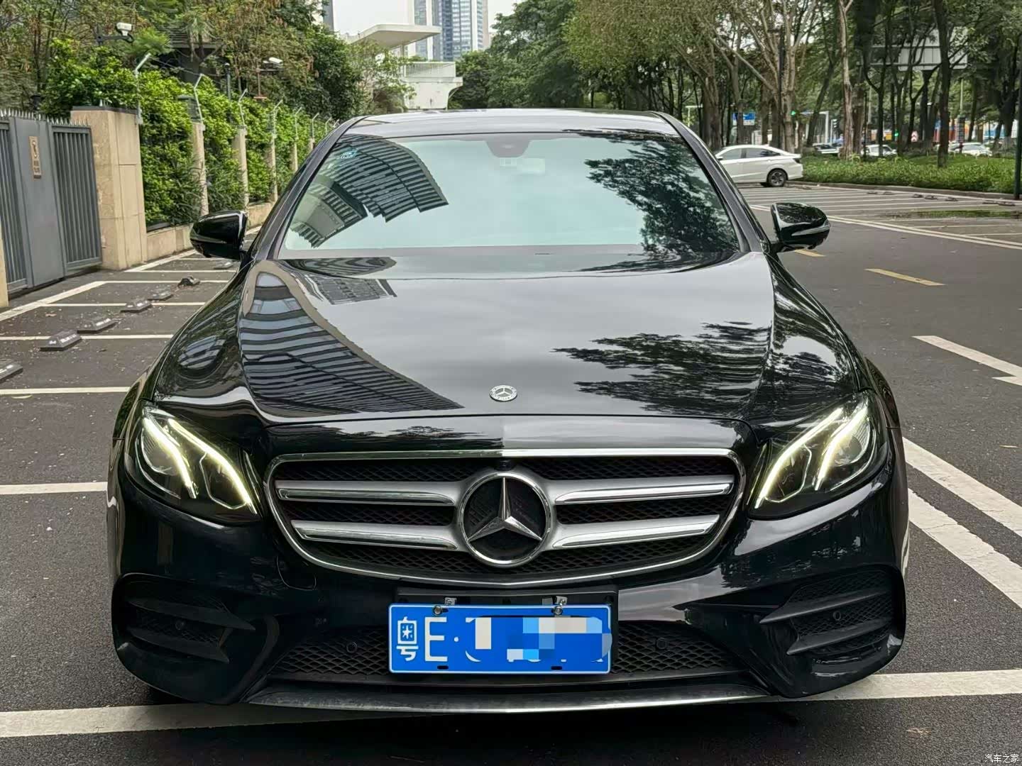 Mercedes-Benz E-Class, 2019 1