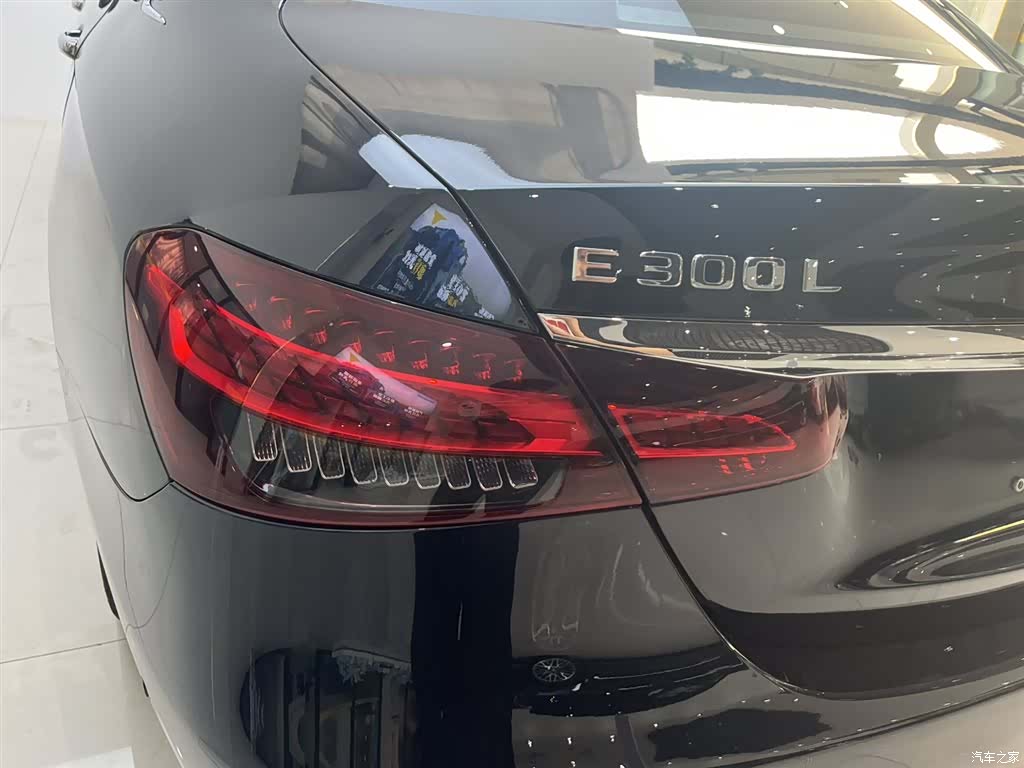 Mercedes-Benz E-Class, 2024 7
