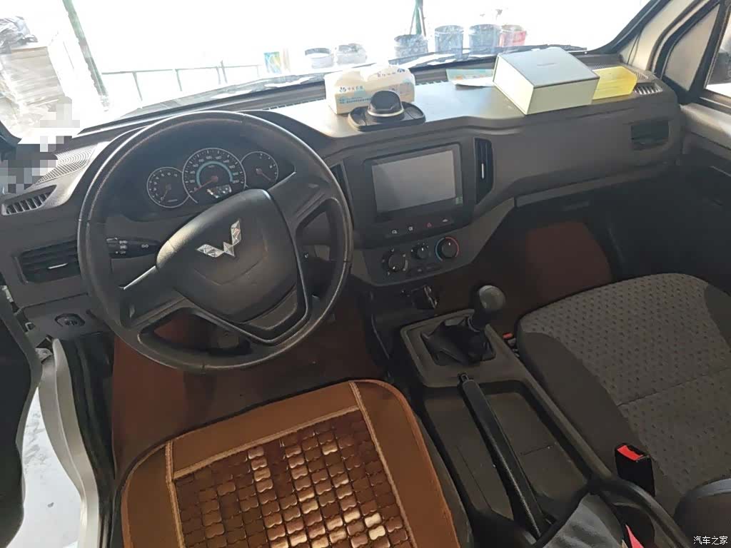 Wuling 1.5LLAR, 2024 все фото