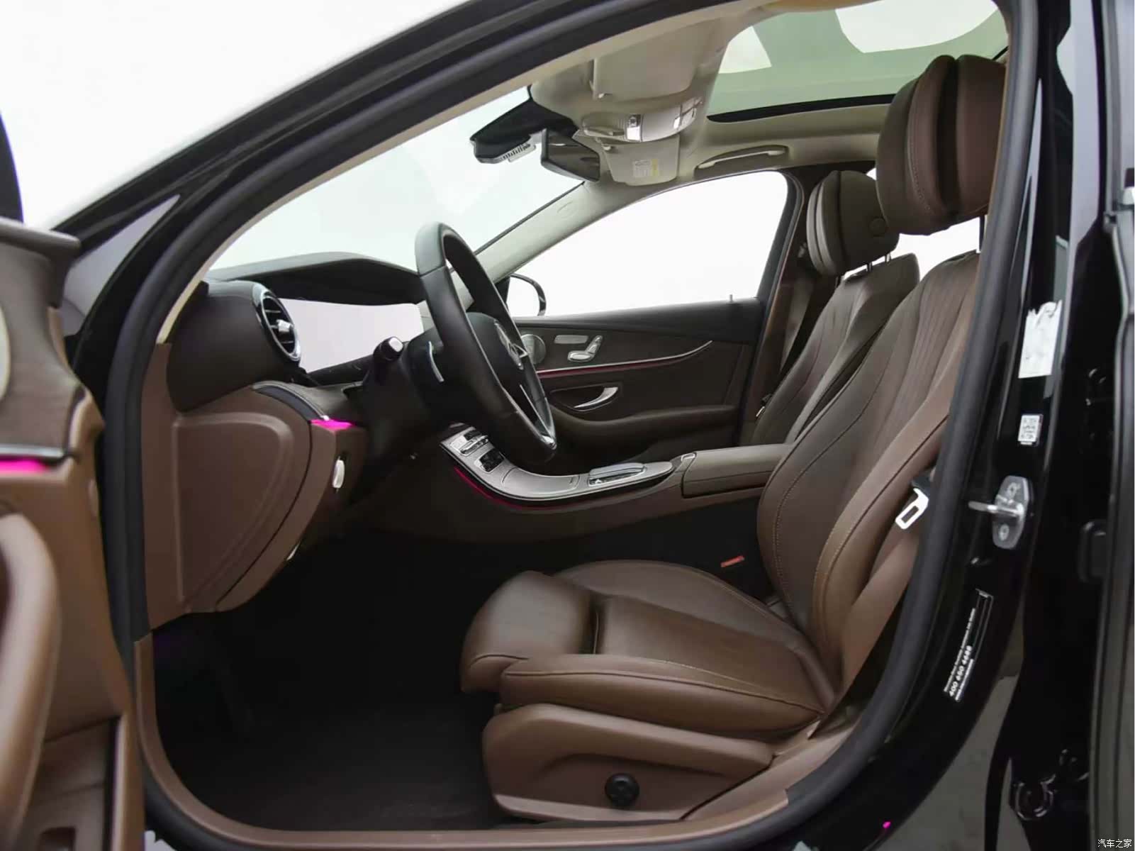 Mercedes-Benz E-Class, 2022 8
