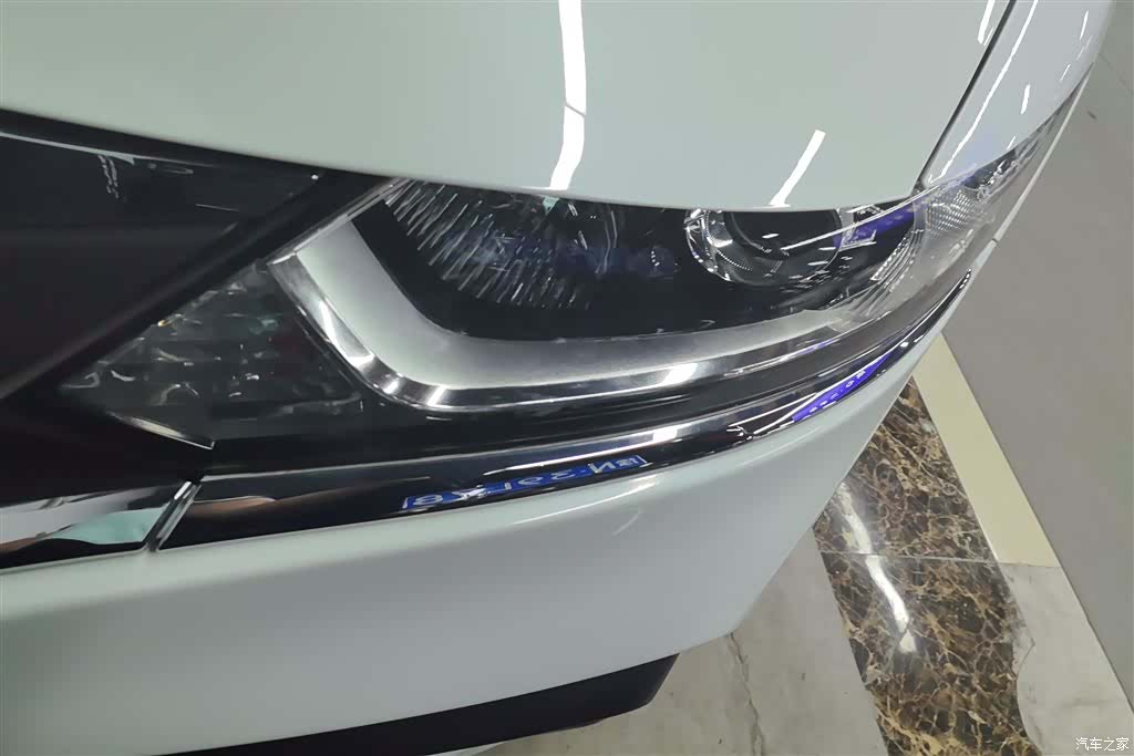 Honda Jade, 2018 все фото