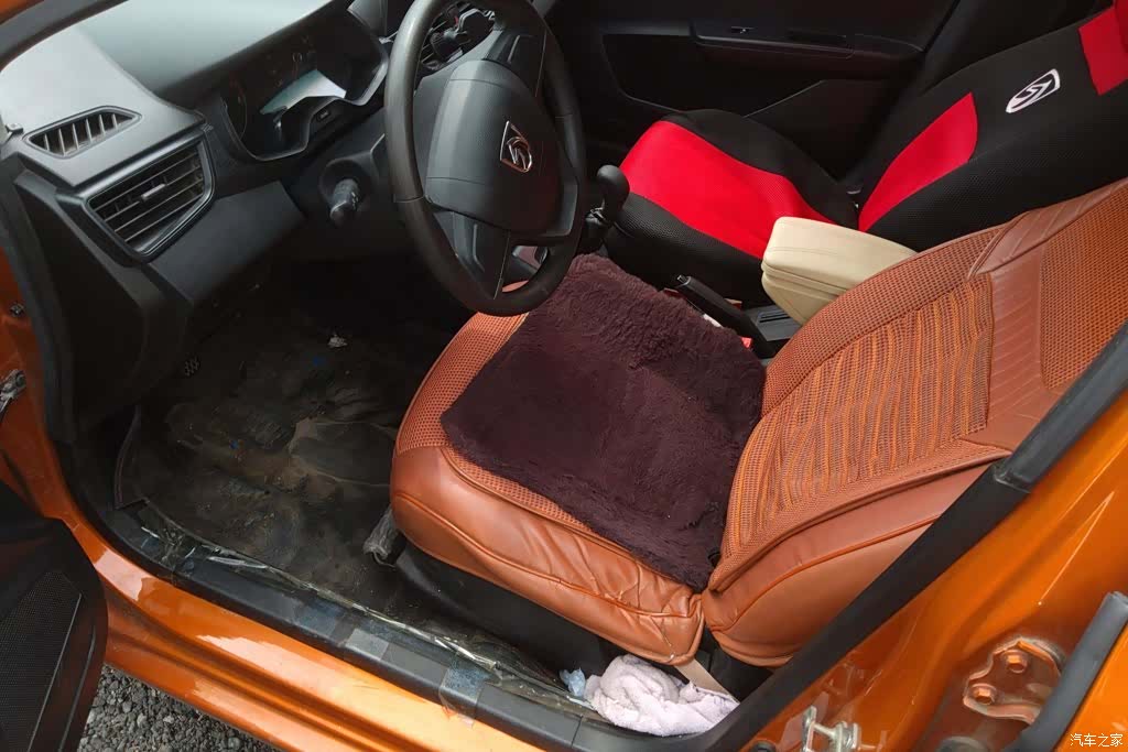 Wuling 310, 2017 9