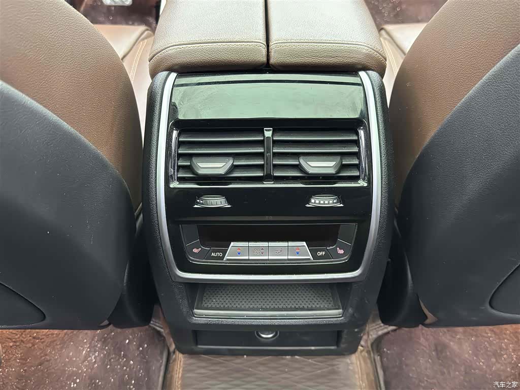 BMW X5, 2020 11