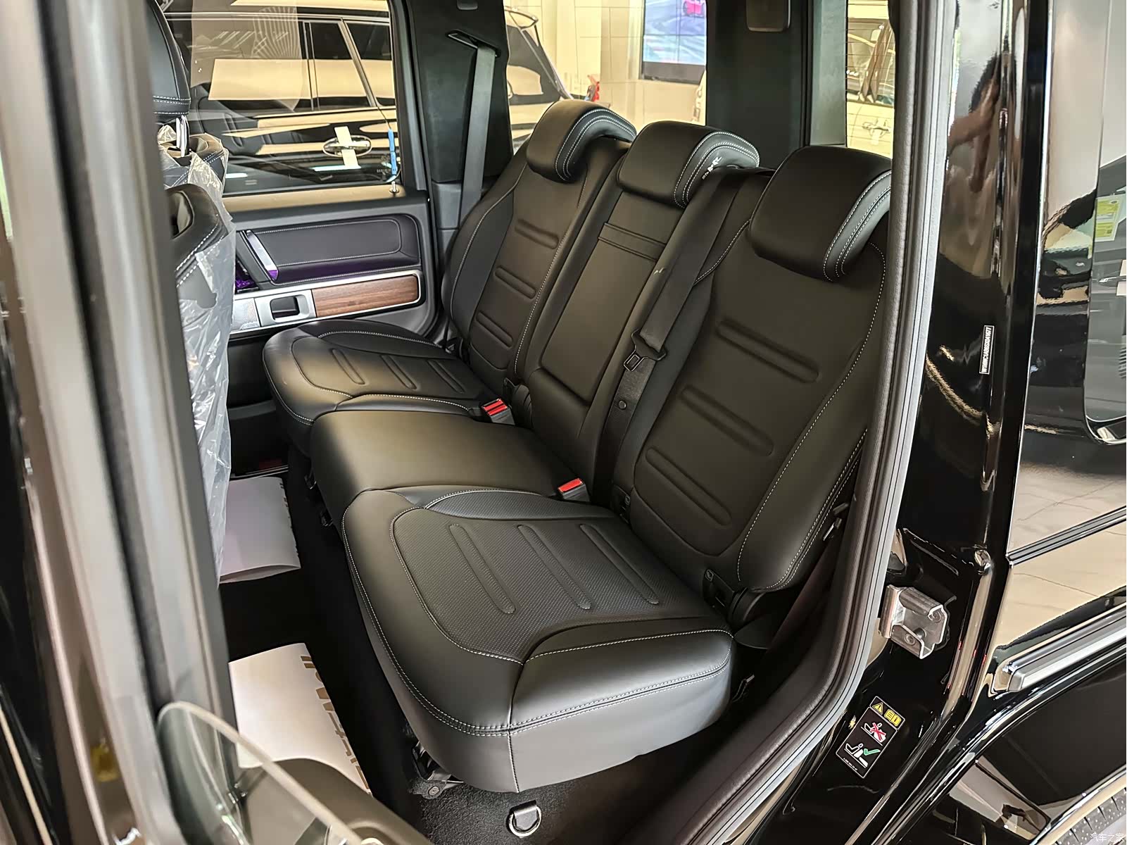 Mercedes-Benz G-Class, 2025 11