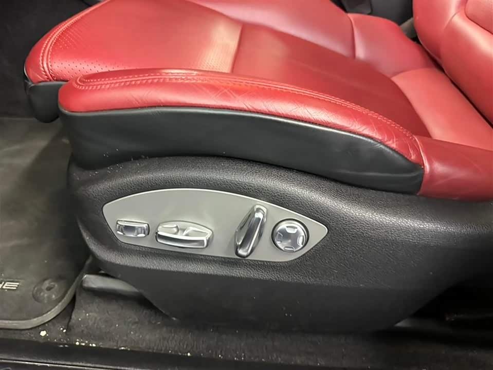 Porsche Macan Porsche Macan