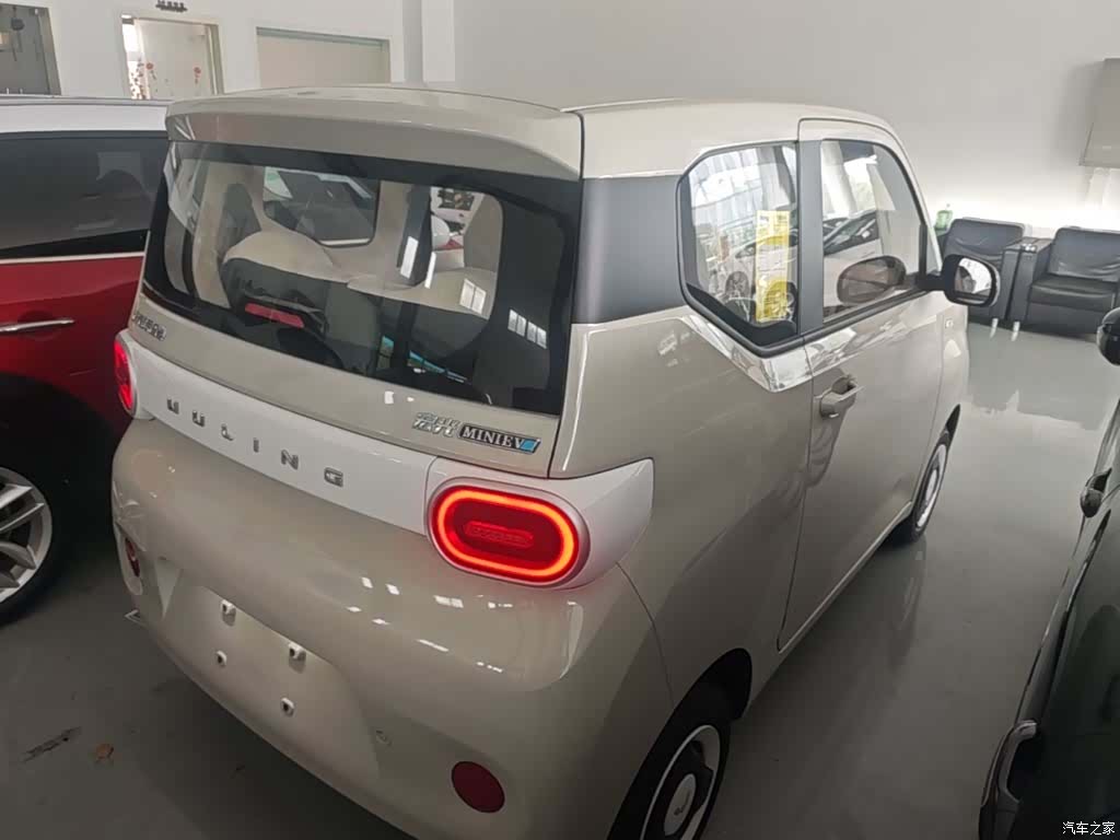 Wuling MINIEV, 2026 все фото
