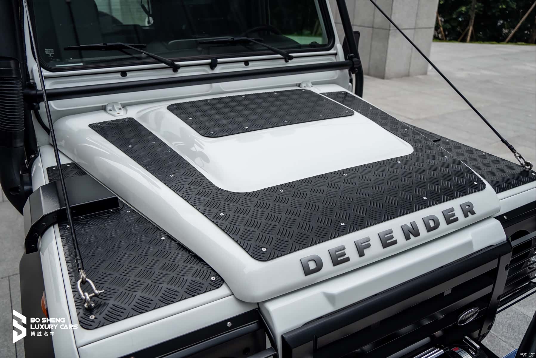 Land Rover Defender, 2015 23