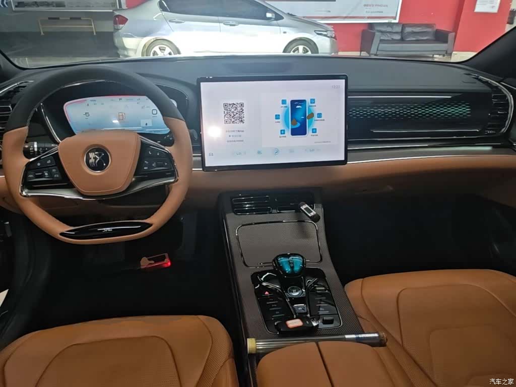 BYD Han, 2022 10