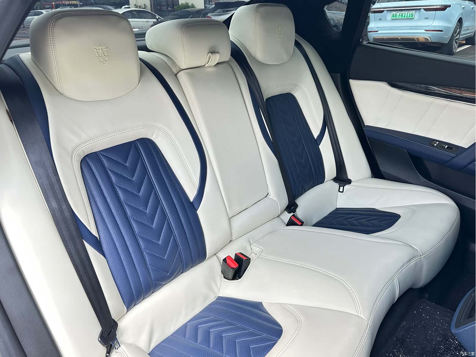Maserati Q4, 2015 11