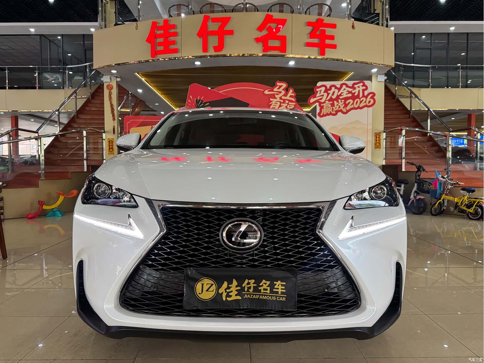 Lexus NX, 2017 2