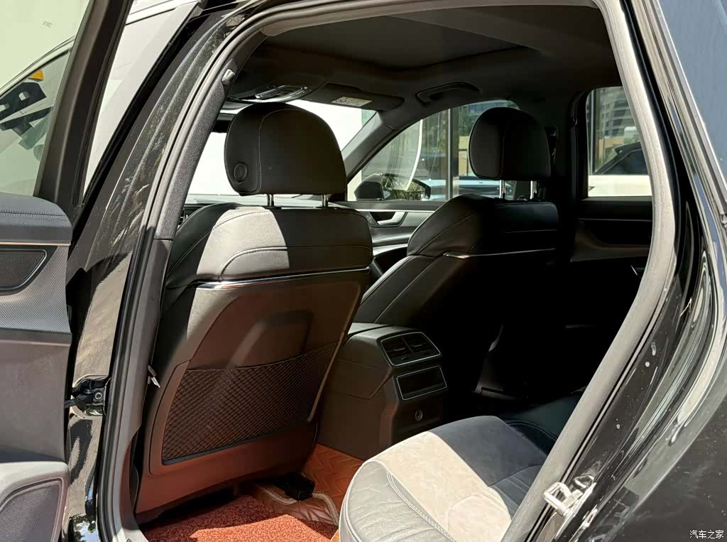 Audi A6L, 2022 11