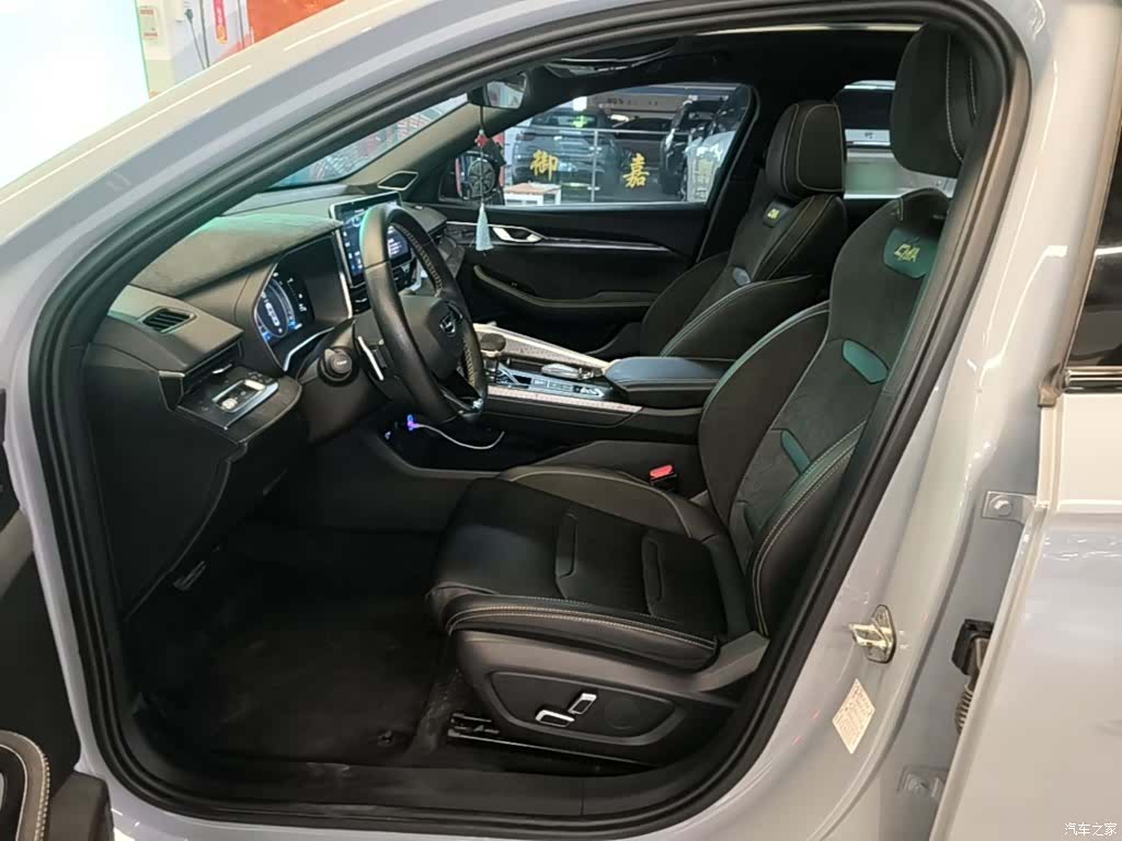 Geely Preface, 2023 15