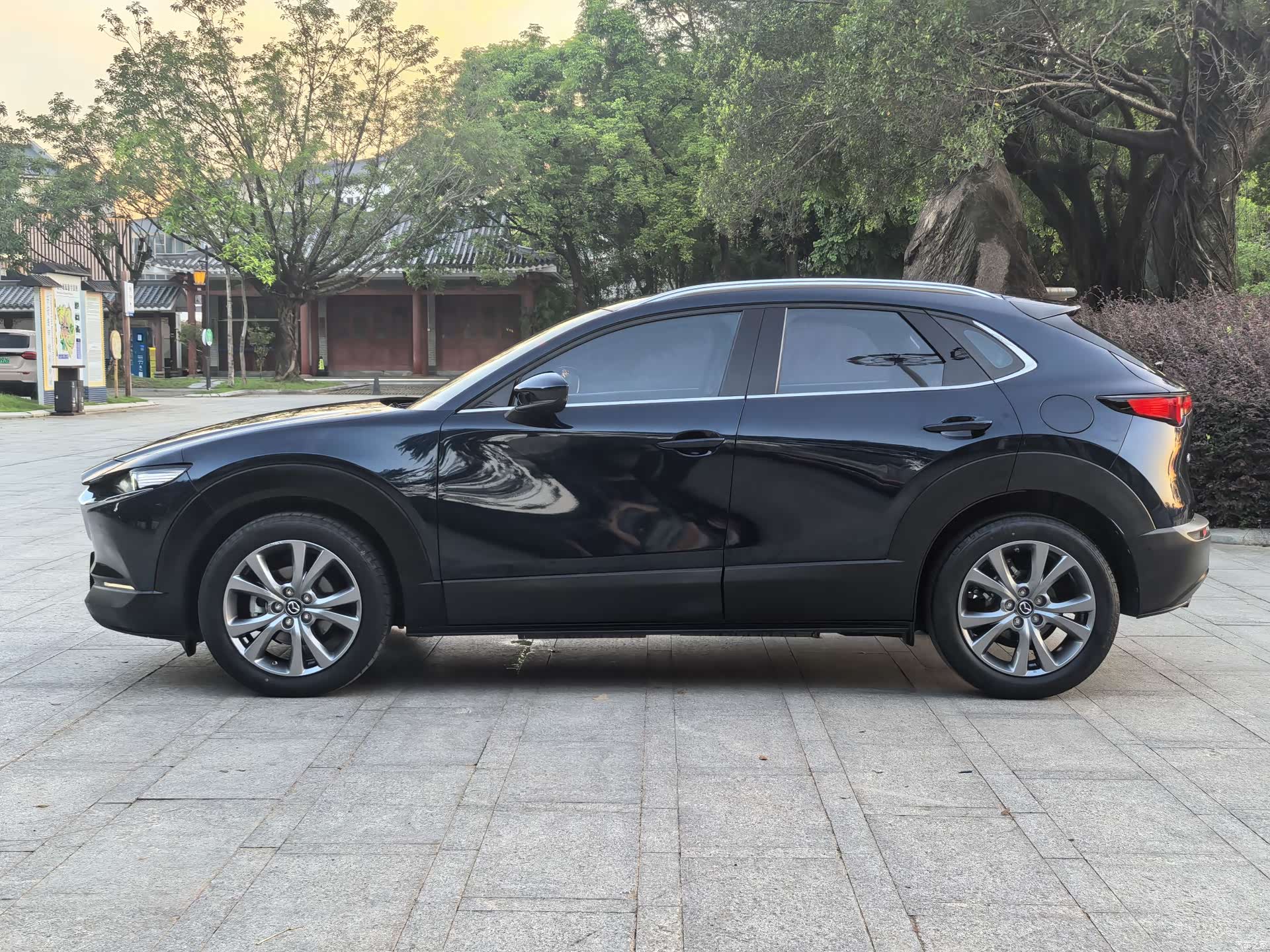 Mazda CX-30, 2021 4
