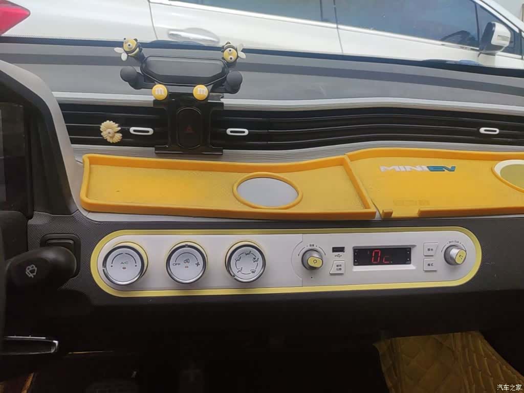 Wuling MINIEV, 2021 13