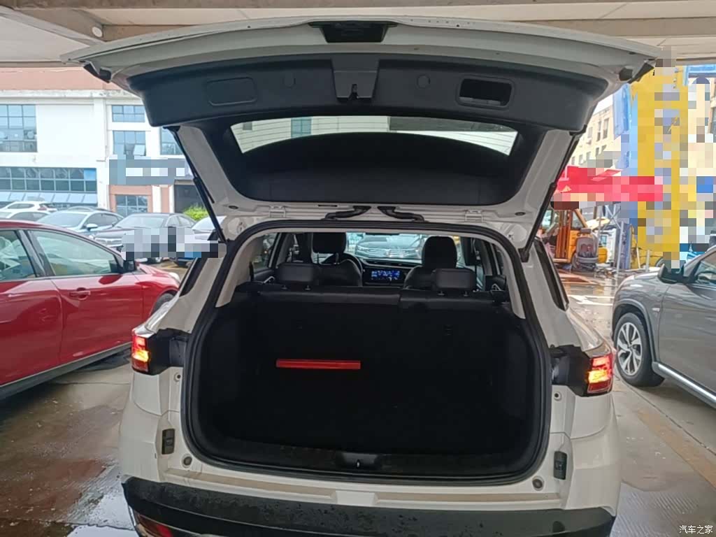 DongFeng AX7, 2021 19