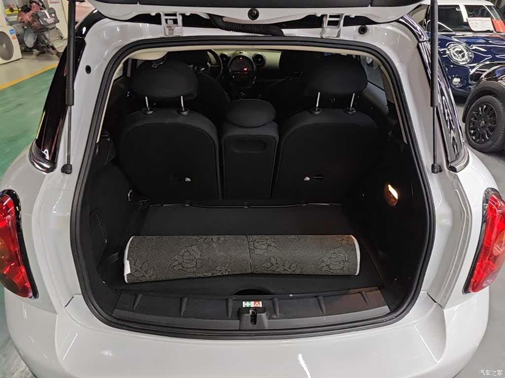 Mini Countryman, 2015 19