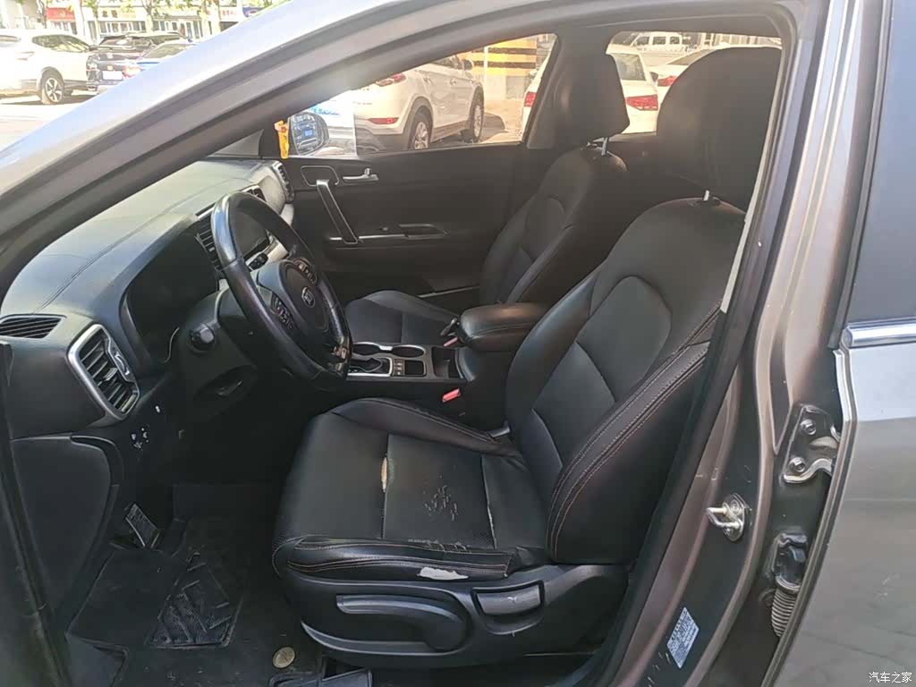 Kia KX5, 2016 15