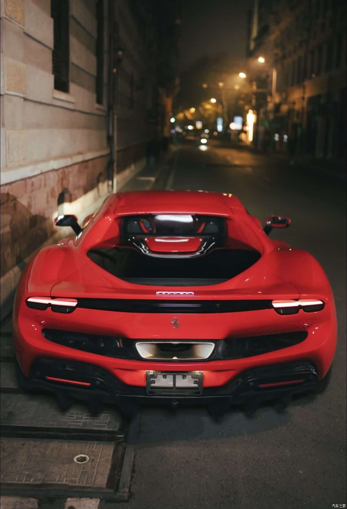 Ferrari 296, 2024 6