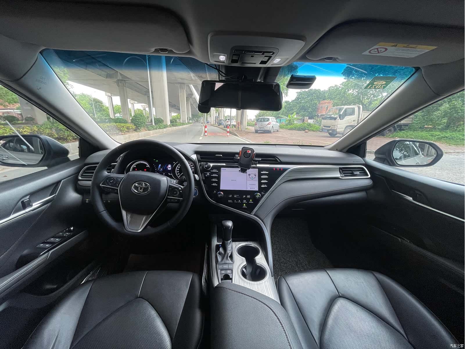 Toyota Camry, 2019 9