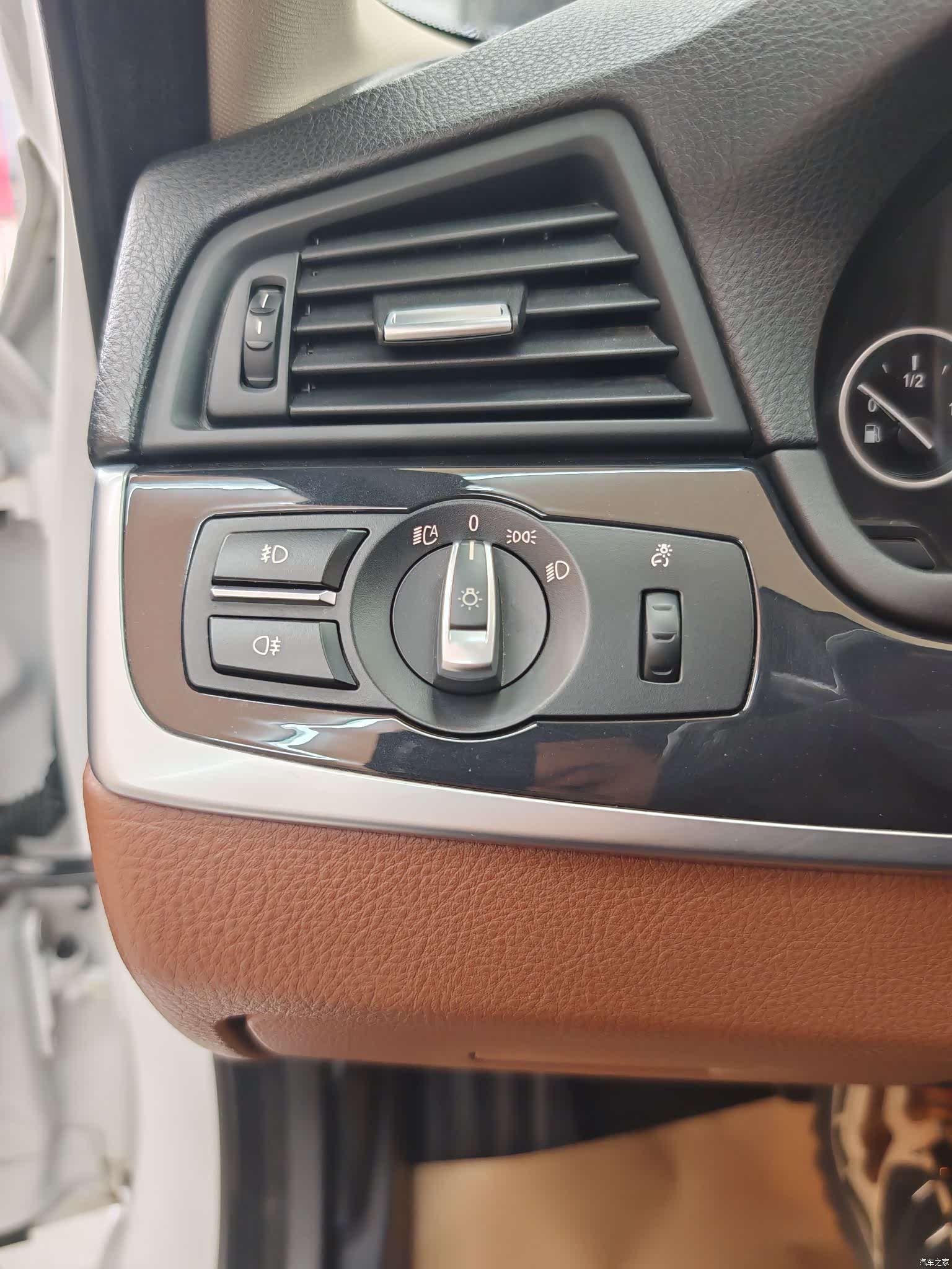 BMW 5 Series, 2016 11