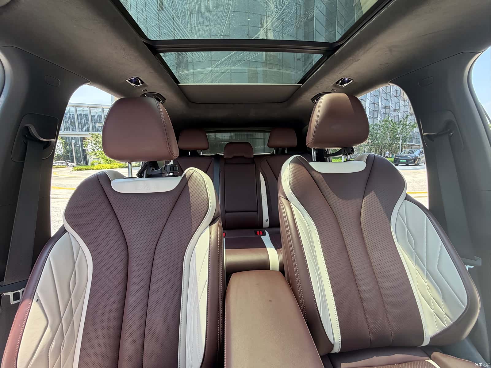 Geely Xingyue L, 2022 11