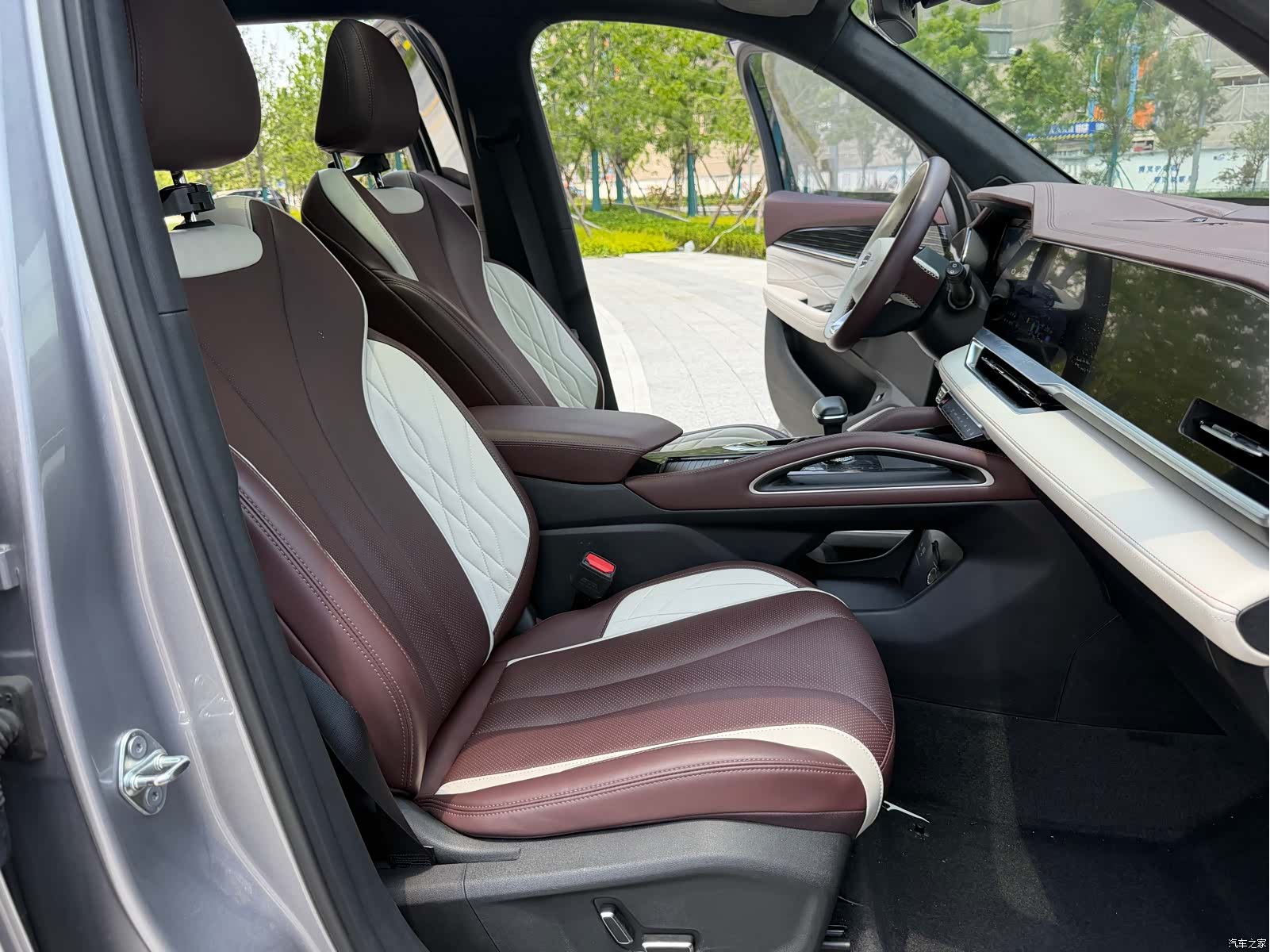 Geely Xingyue L, 2022 6